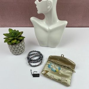 Honora Collection Blue Iridescent Pearl Bracelets Set Of 3 With Case